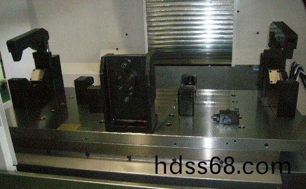 后橋加工裌具